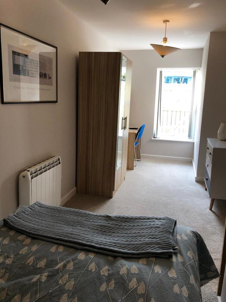 Armyn House Apartments, Your Coastal Escape In 팰머스 외부 사진