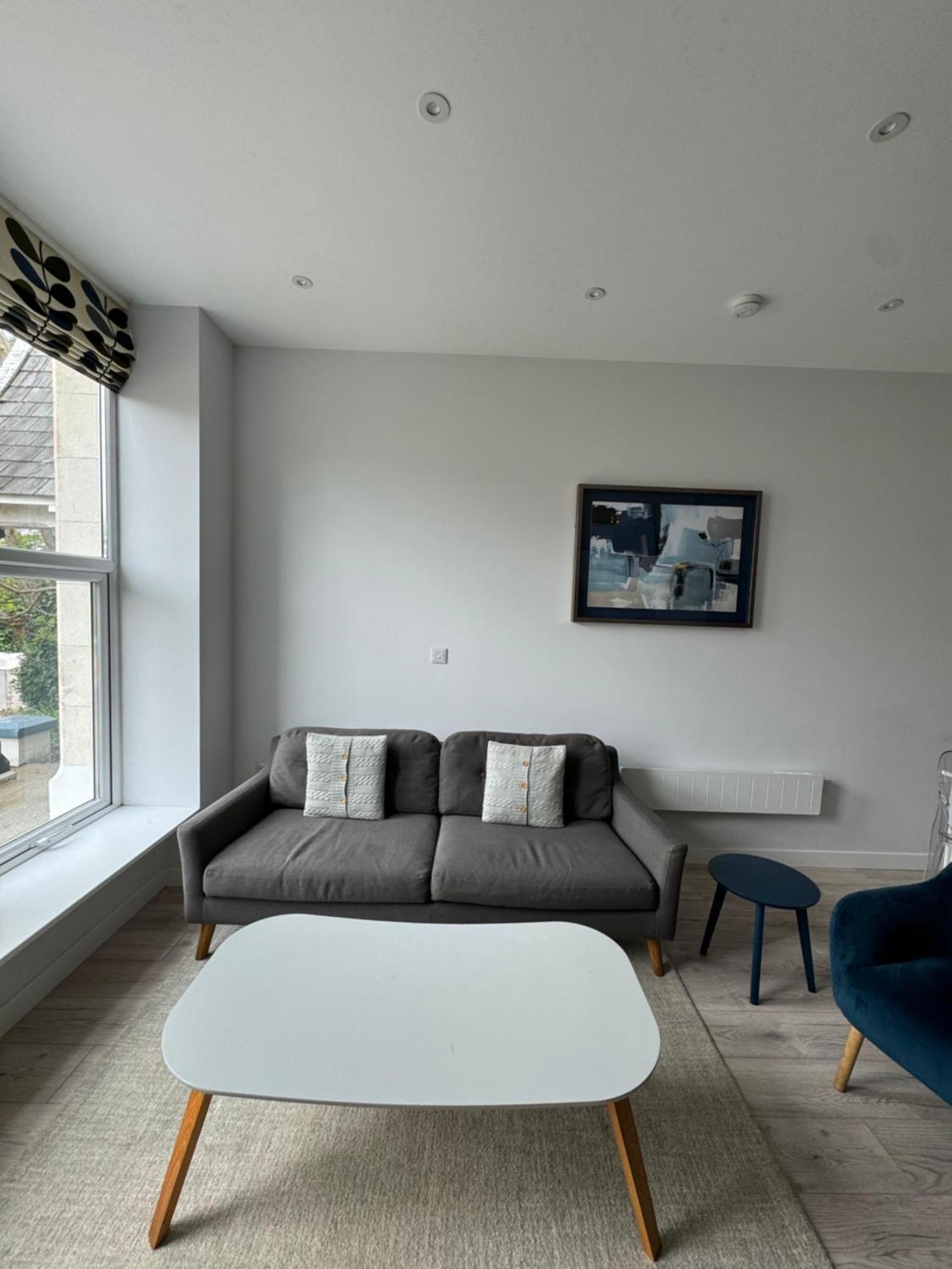 Armyn House Apartments, Your Coastal Escape In 팰머스 외부 사진