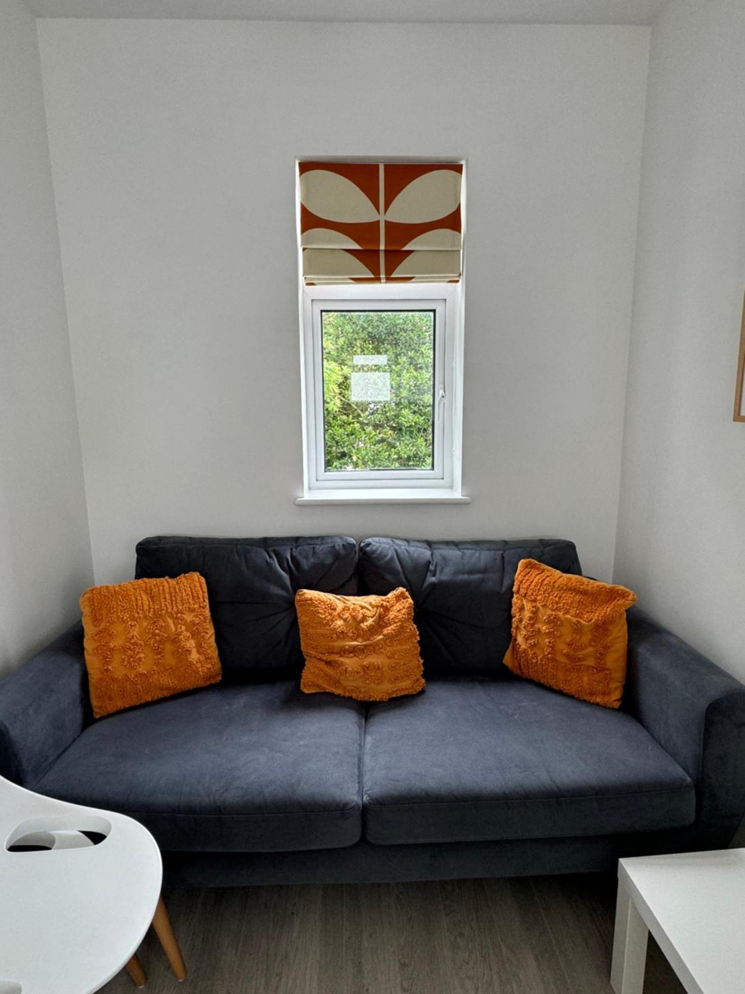 Armyn House Apartments, Your Coastal Escape In 팰머스 외부 사진