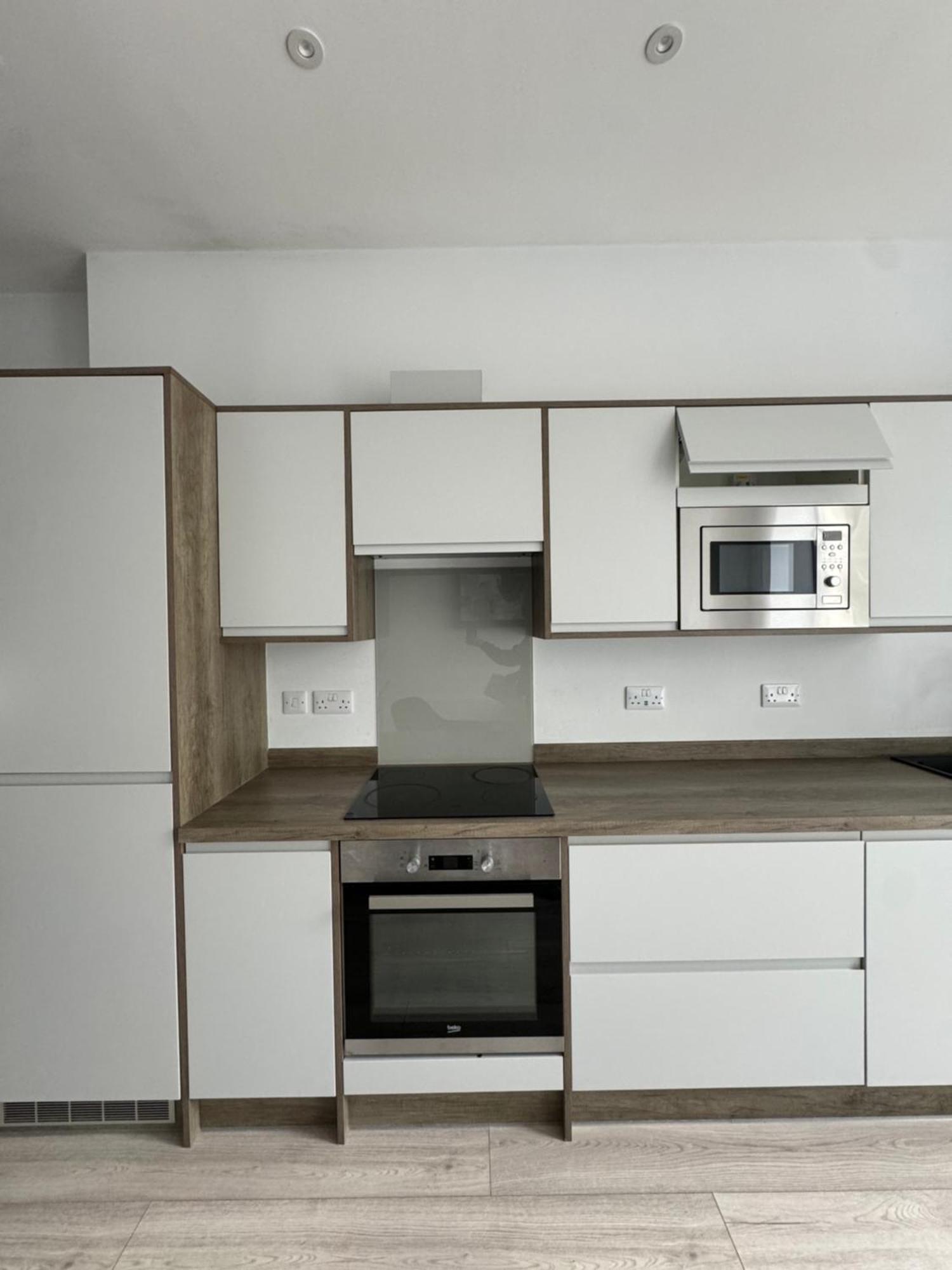 Armyn House Apartments, Your Coastal Escape In 팰머스 외부 사진